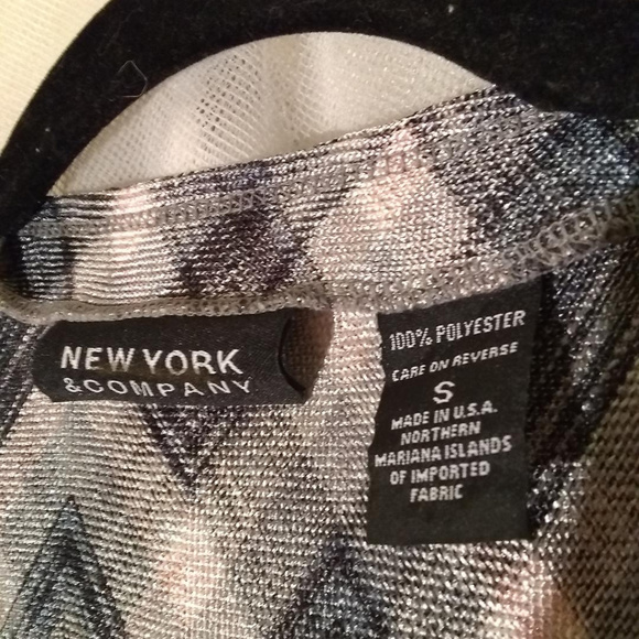 NYC Wrap Cape - Picture 2 of 4